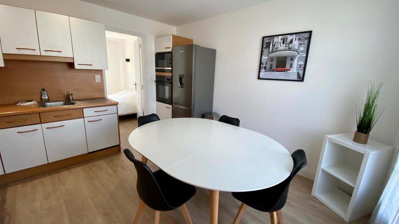 2-Bedroom Apartment For 4 People Near The Beach メルリモン・プラージュ エクステリア 写真