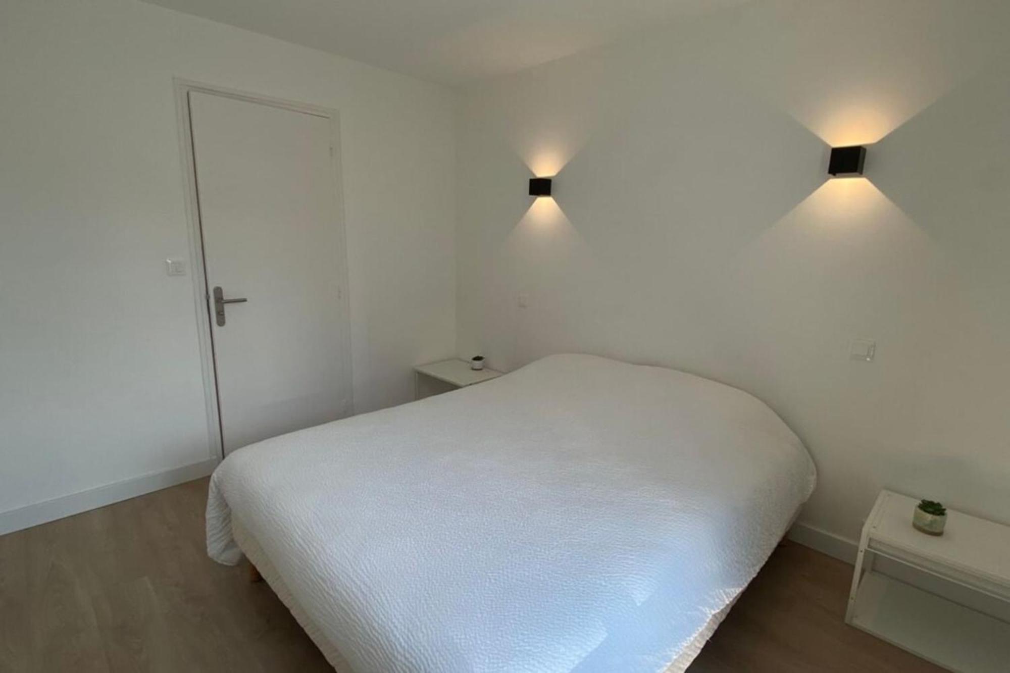 2-Bedroom Apartment For 4 People Near The Beach メルリモン・プラージュ エクステリア 写真