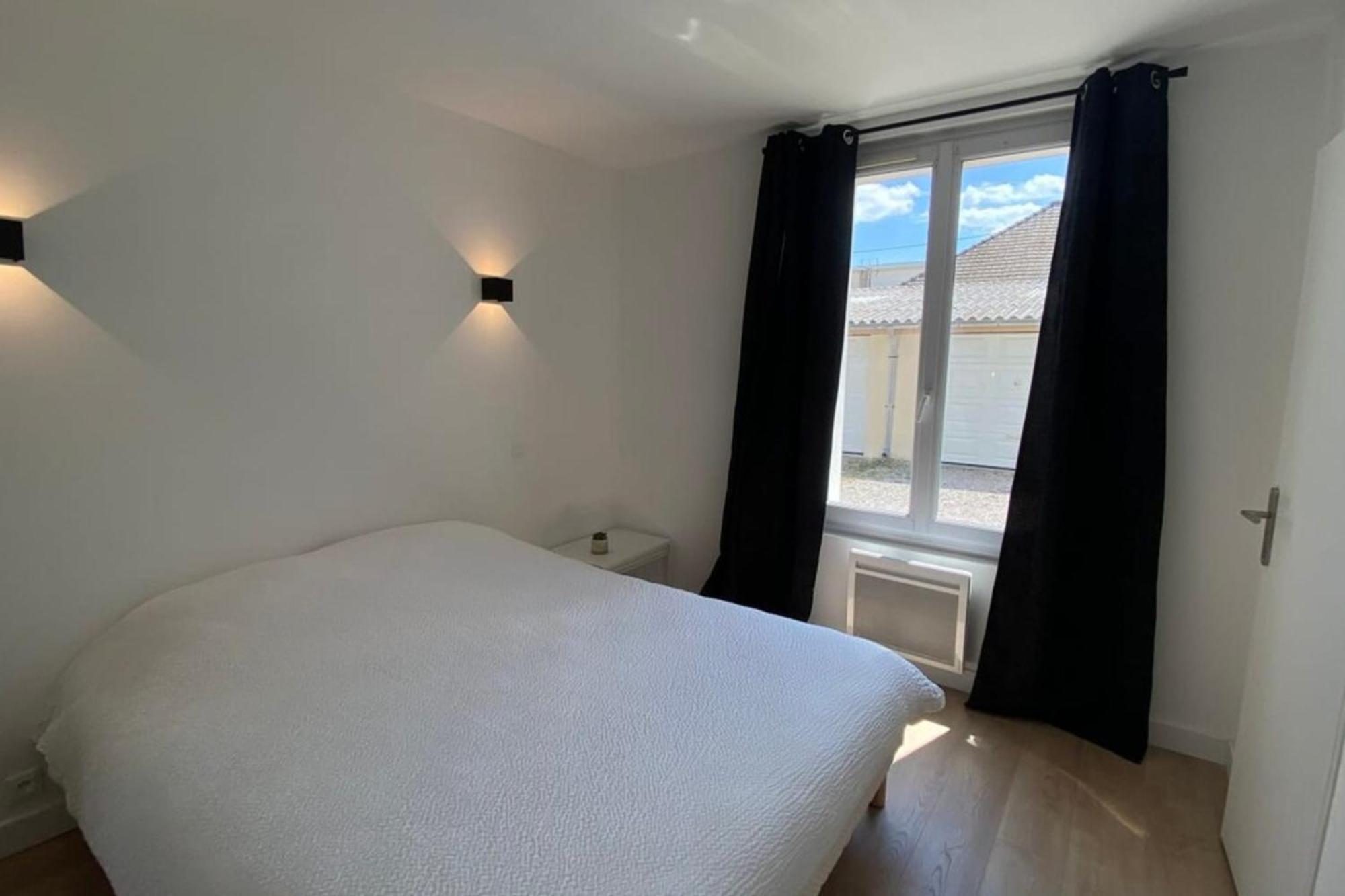 2-Bedroom Apartment For 4 People Near The Beach メルリモン・プラージュ エクステリア 写真
